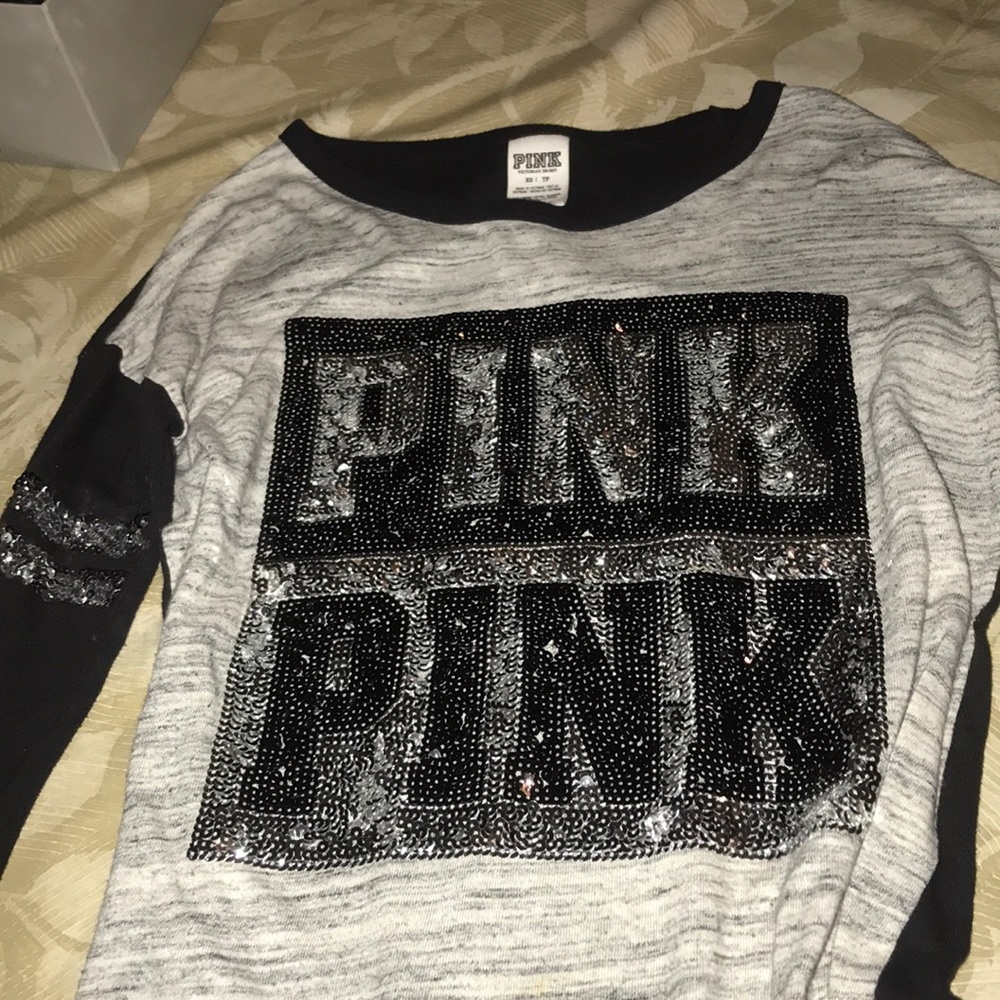pink shirt